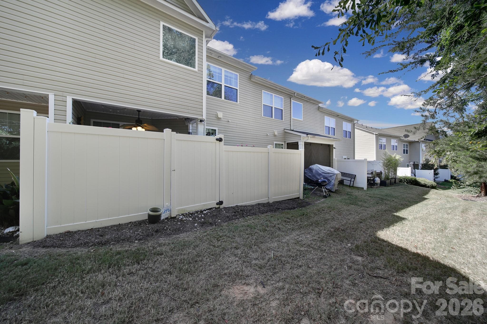 Townhouse at 7021 Woodsbay Lane, Rock Hill, photo 28 of 36