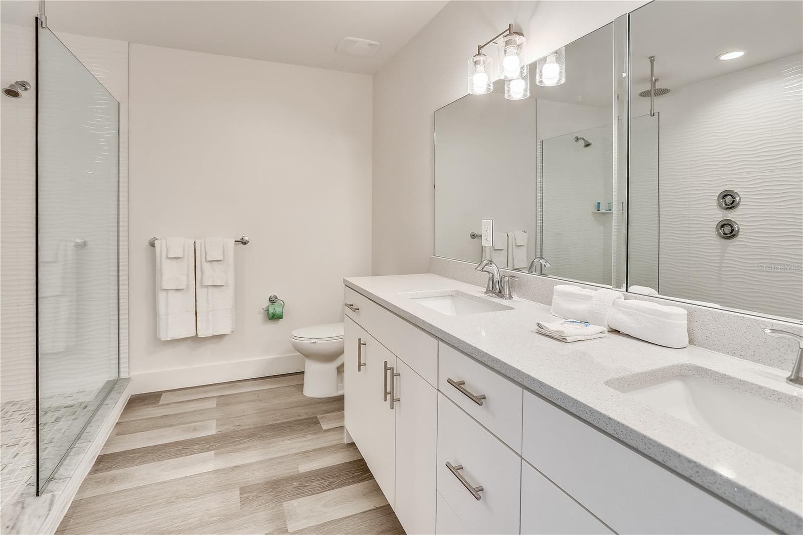 Condominium at 15305 1ST ST E #305, MADEIRA BEACH, photo 12 of 34