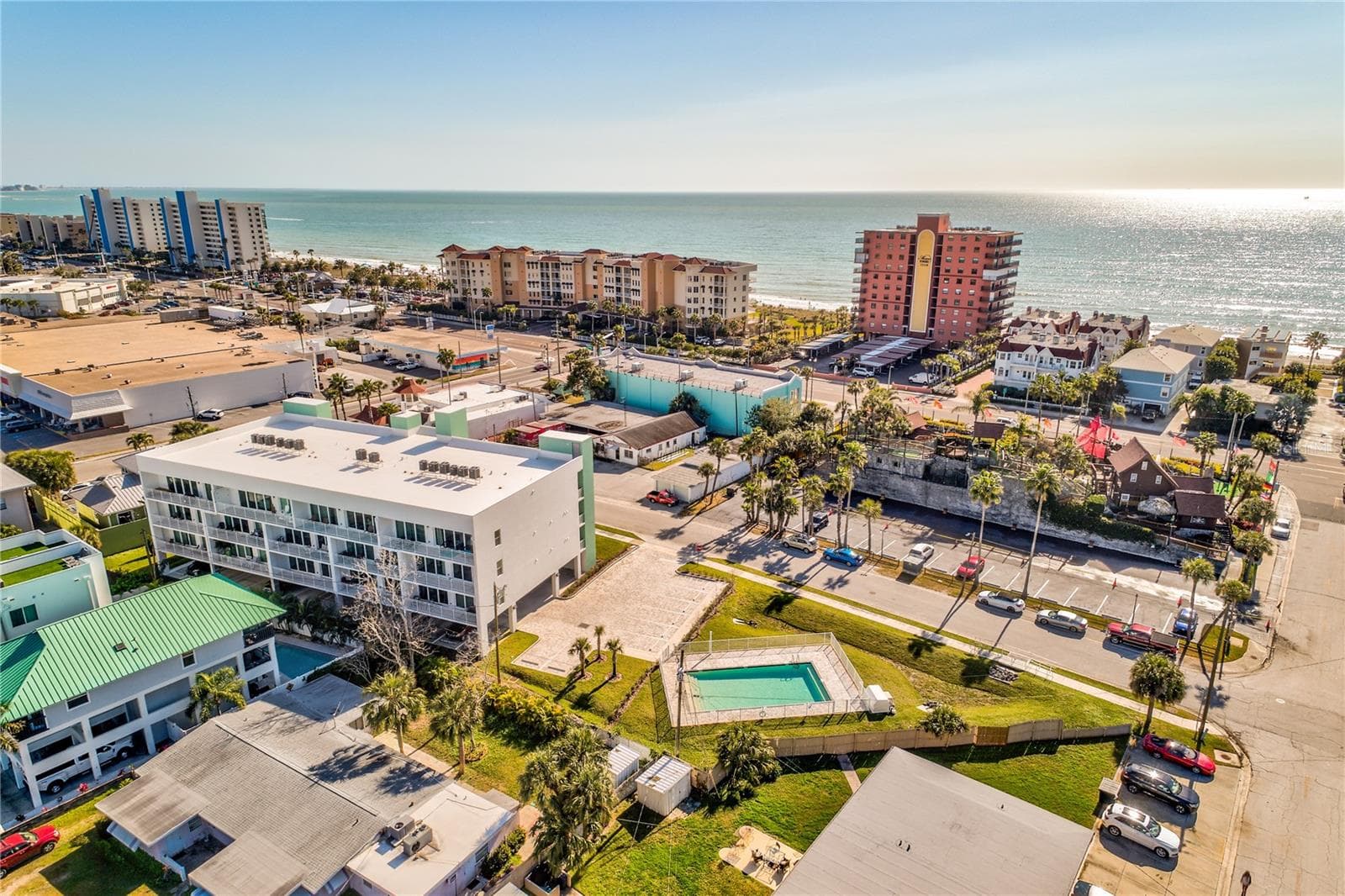 Condominium at 15305 1ST ST E #305, MADEIRA BEACH, photo 28 of 34