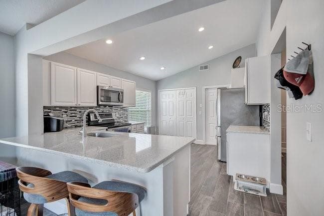 KITCHEN - 650 REGINA LN, LAKE MARY
