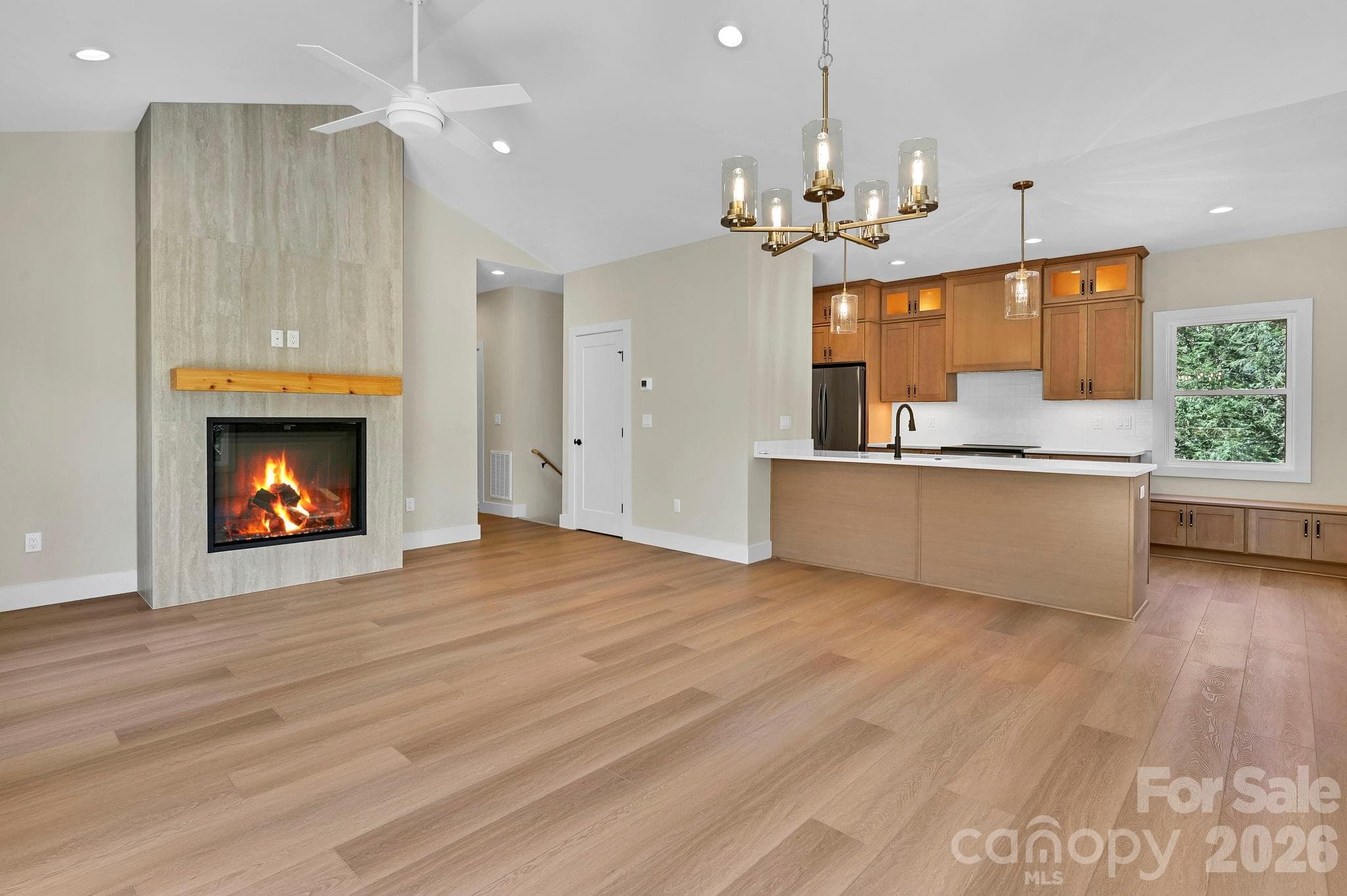 Single Family Residence at 34 Mountain View Road, Asheville, photo 6 of 43