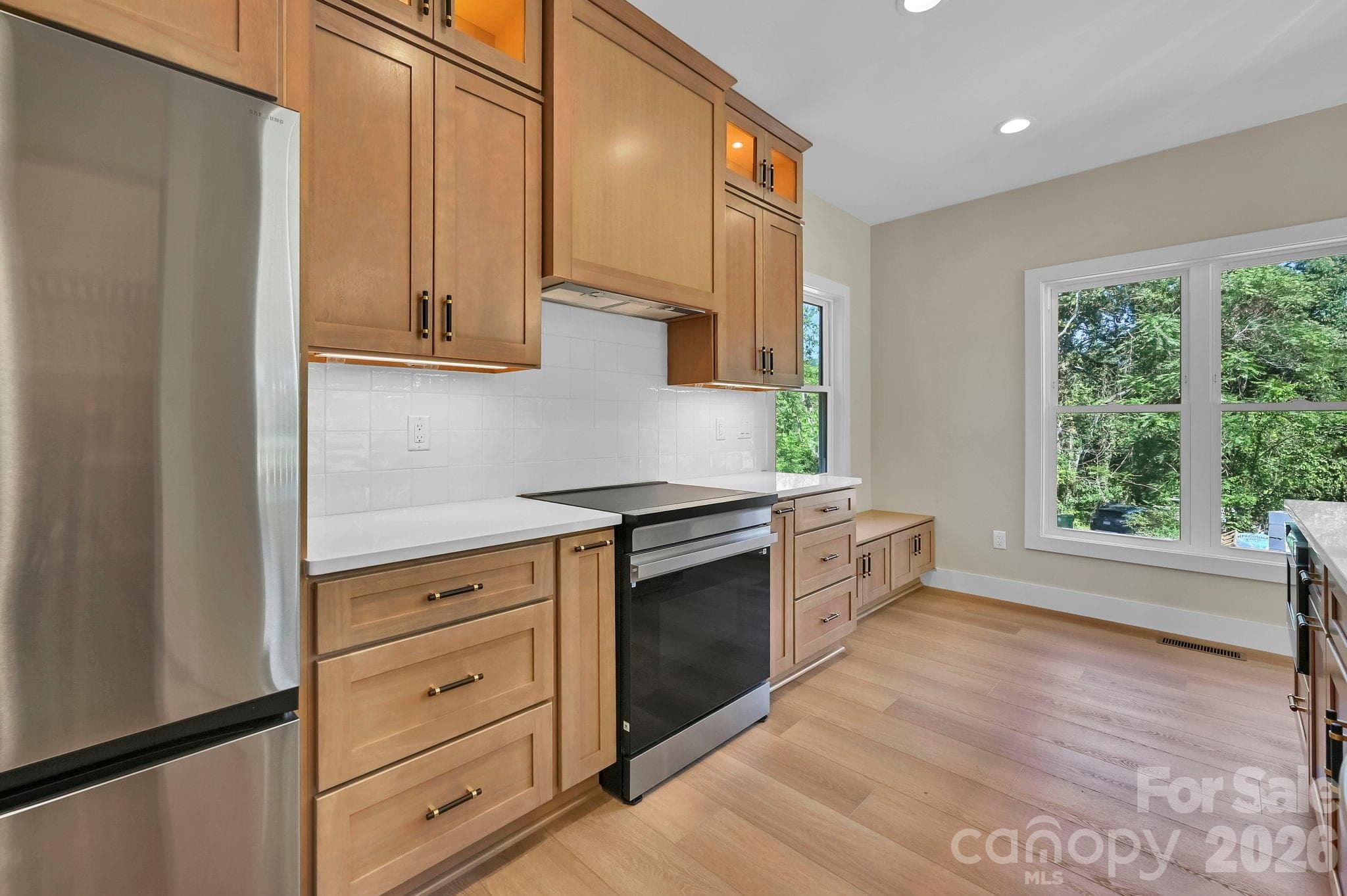 Single Family Residence at 34 Mountain View Road, Asheville, photo 16 of 43
