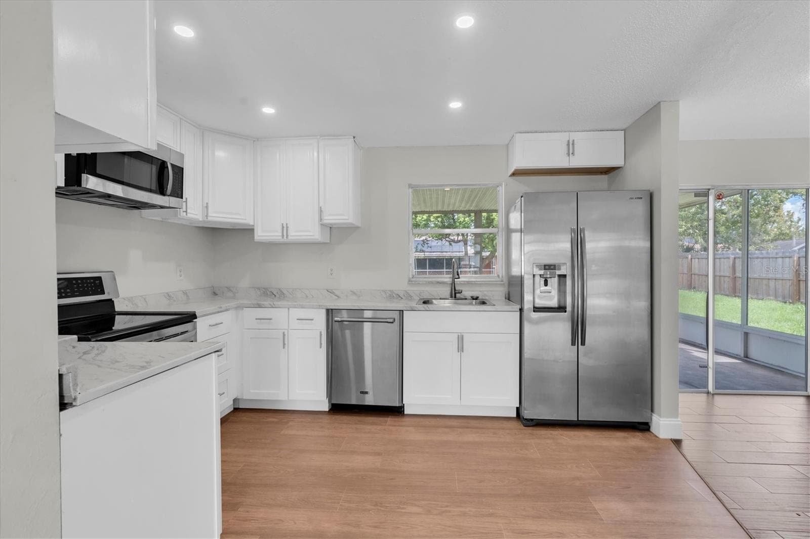 Single Family Residence at 7645 ARLIGHT DR, NEW PORT RICHEY, photo 10 of 31