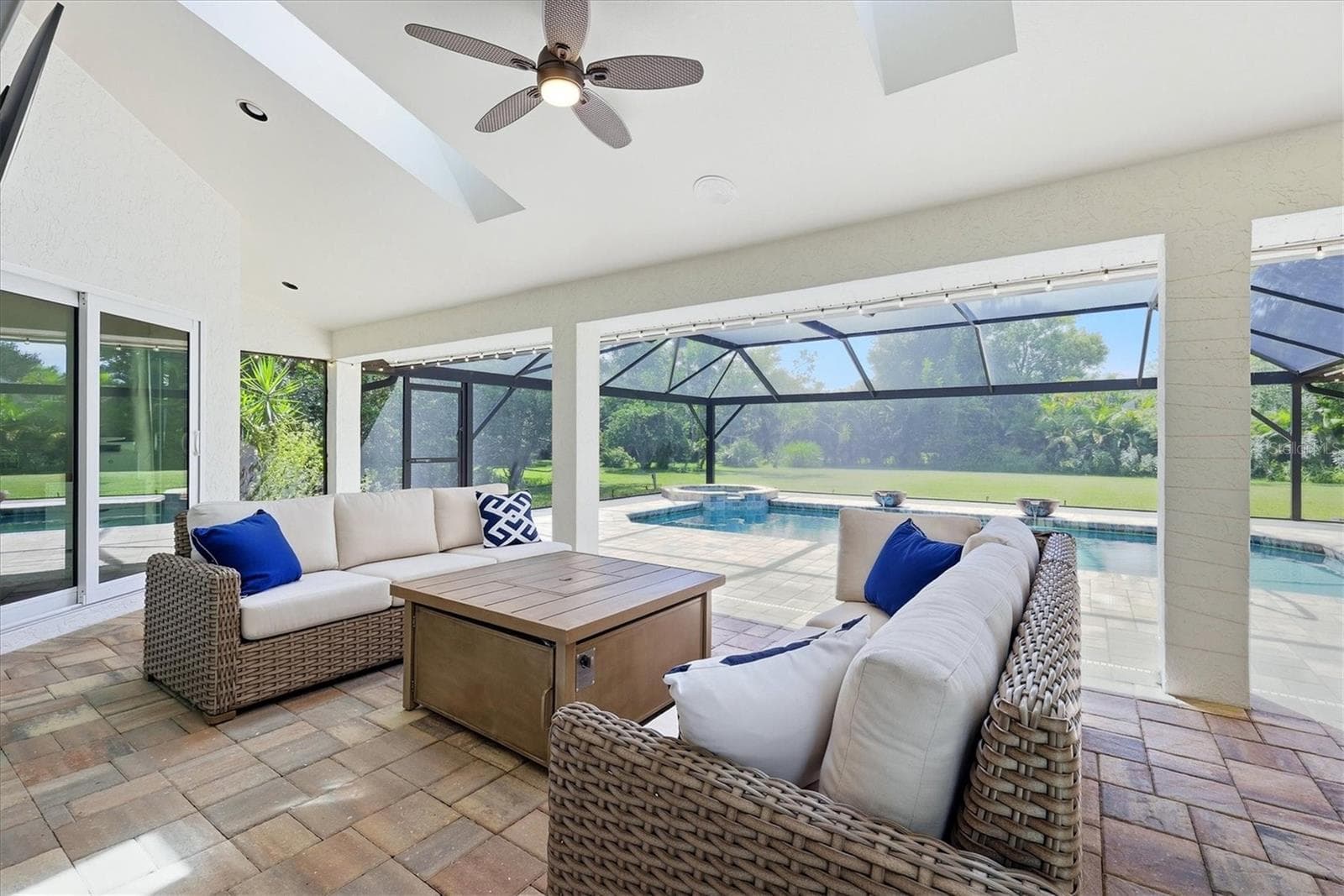 Single Family Residence at 5006 COCO PLUM WAY, SARASOTA, photo 34 of 57