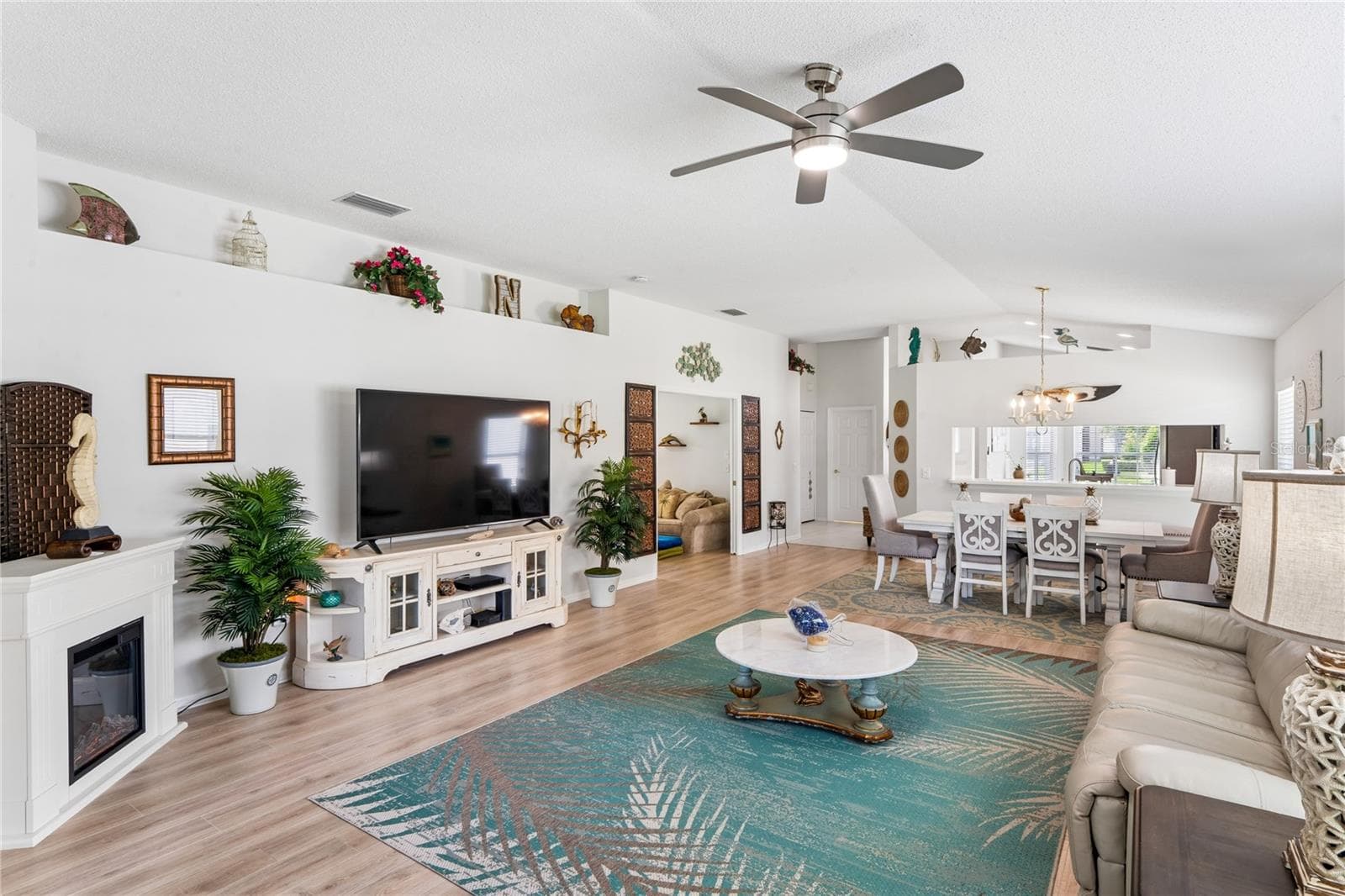 Single Family Residence at 11849 ARANDA CT, HUDSON, photo 11 of 70