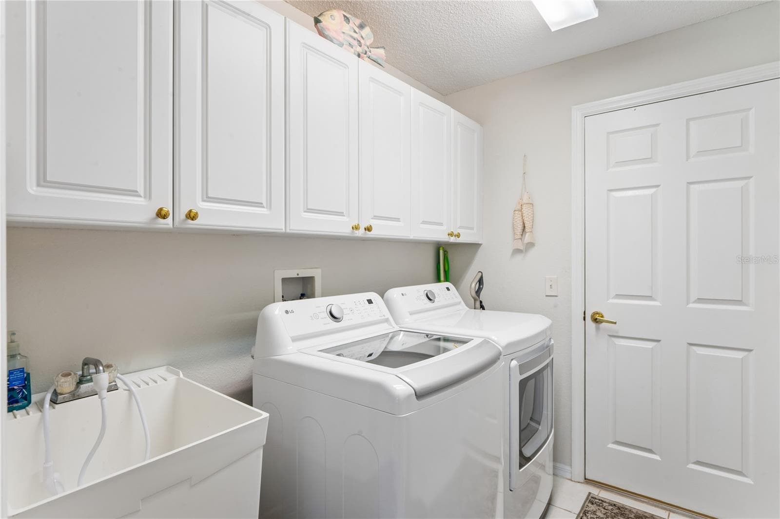 Single Family Residence at 11849 ARANDA CT, HUDSON, photo 41 of 70