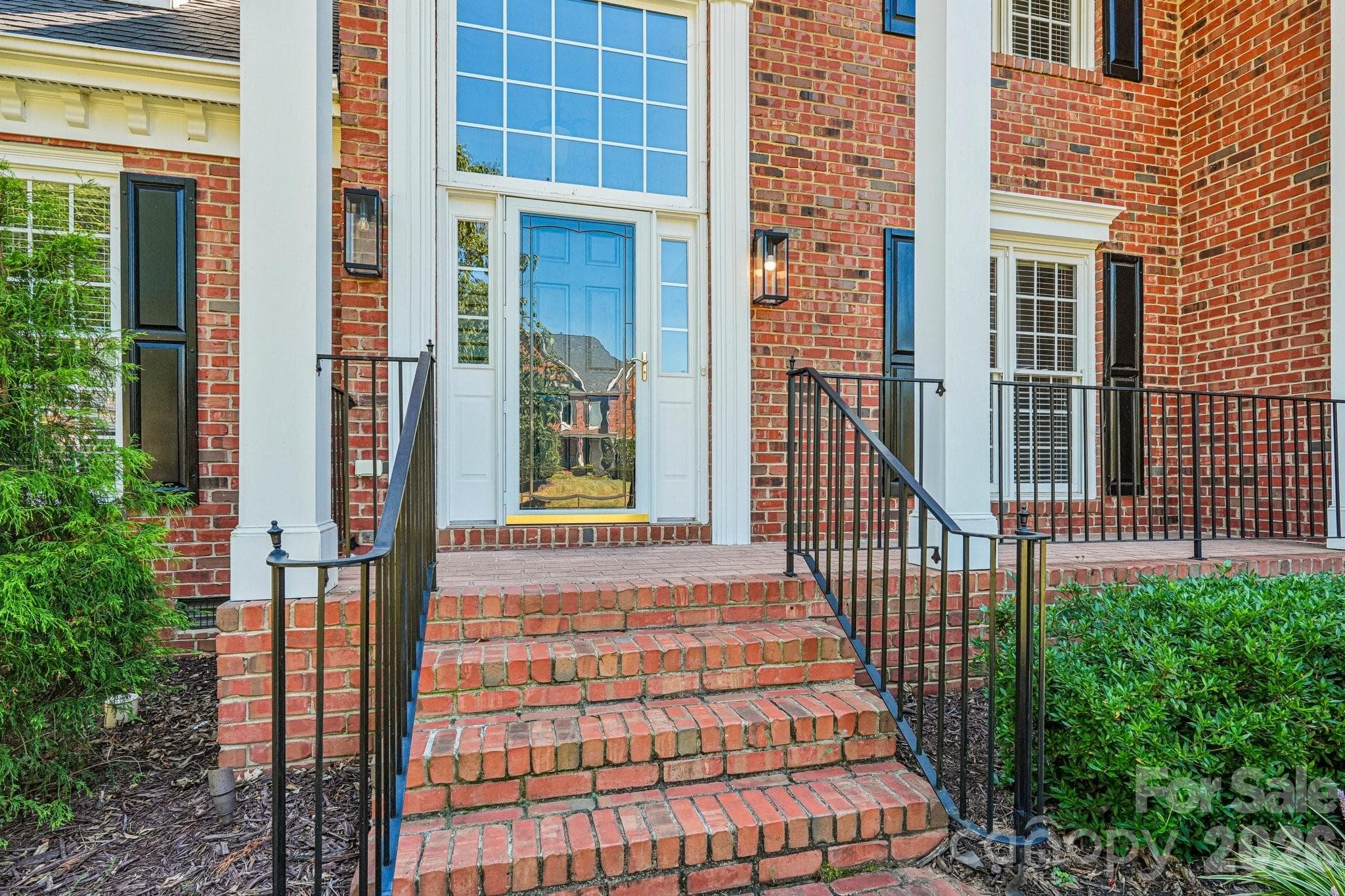 Single Family Residence at 10204 Vixen Lane, Huntersville, photo 6 of 45