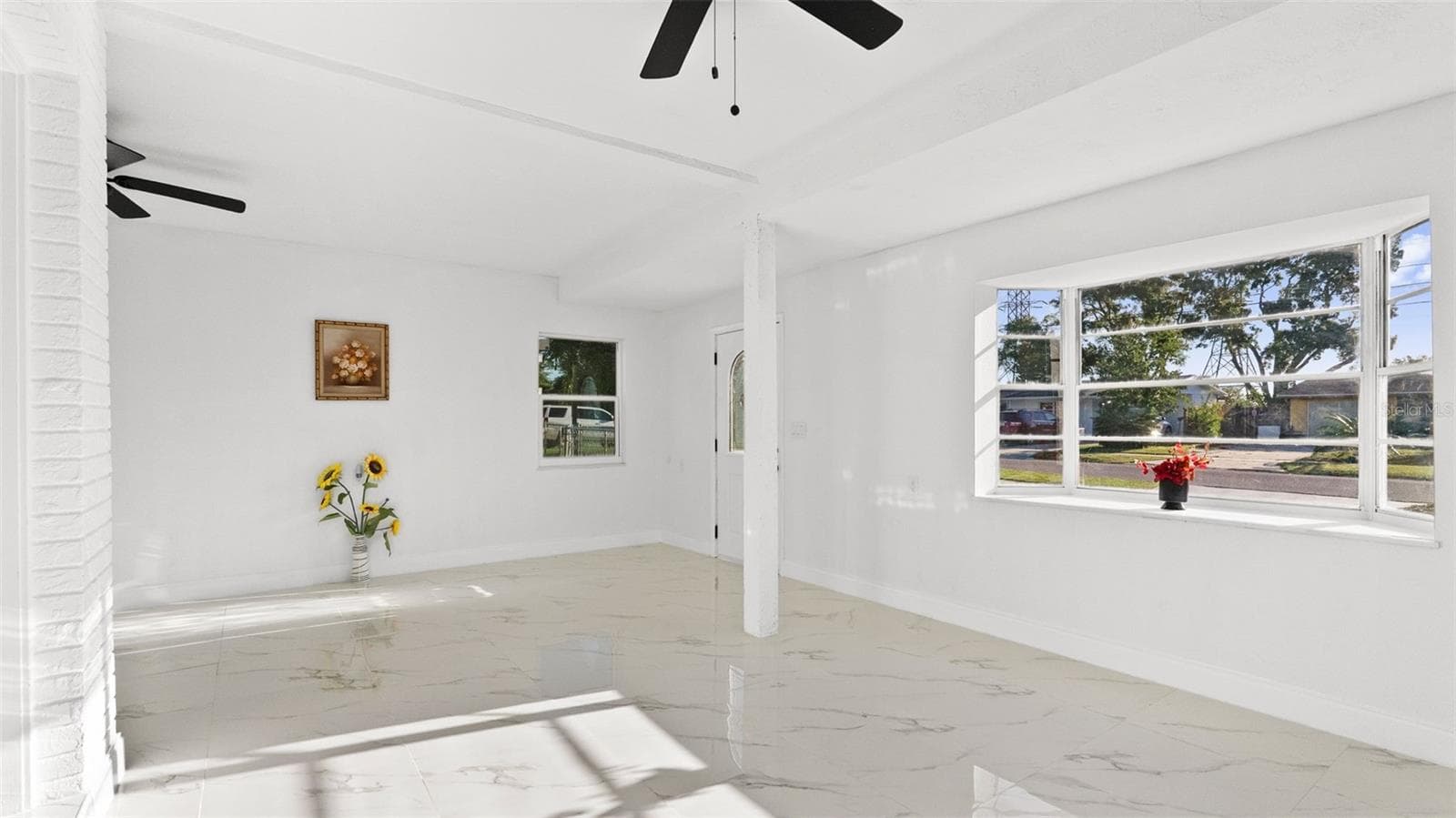 Single Family Residence at 310 COUNTRY CLUB DR, OLDSMAR, photo 10 of 44