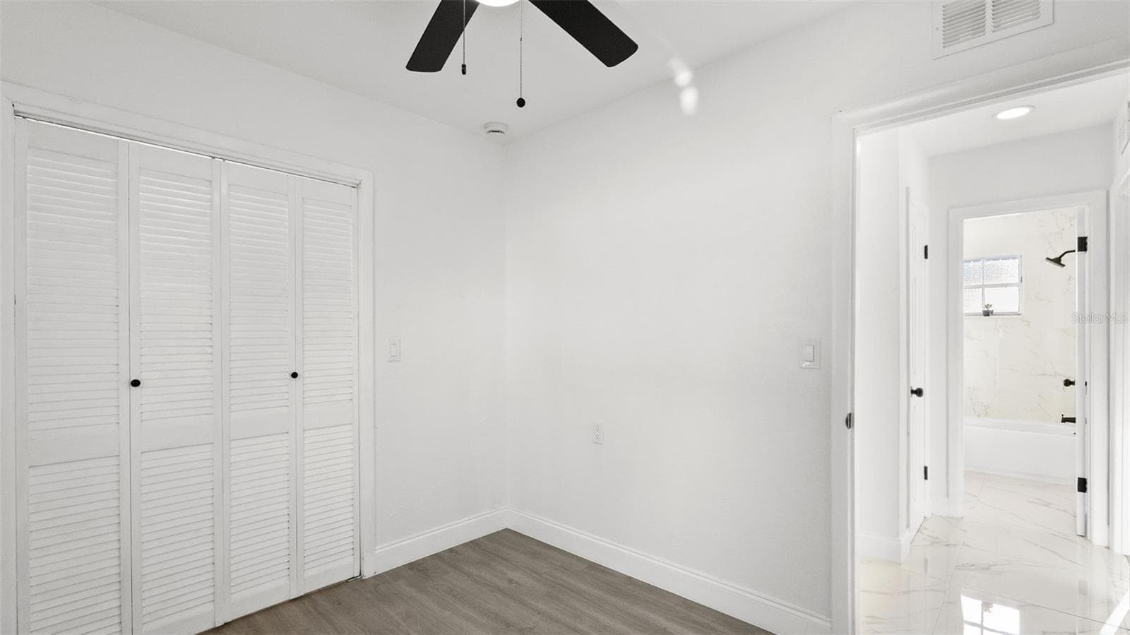 Single Family Residence at 310 COUNTRY CLUB DR, OLDSMAR, photo 20 of 44
