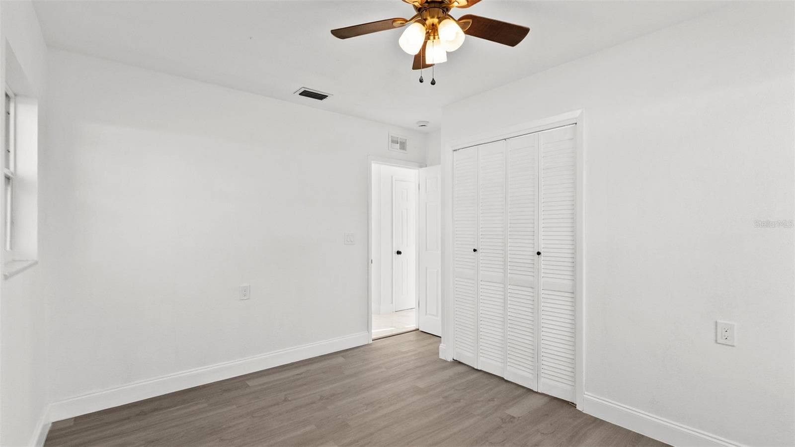 Single Family Residence at 310 COUNTRY CLUB DR, OLDSMAR, photo 22 of 44