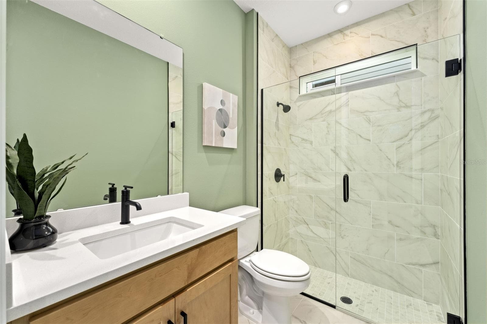 Shenandoah Bathroom 3 - 5096 SALADO DR, ST CLOUD