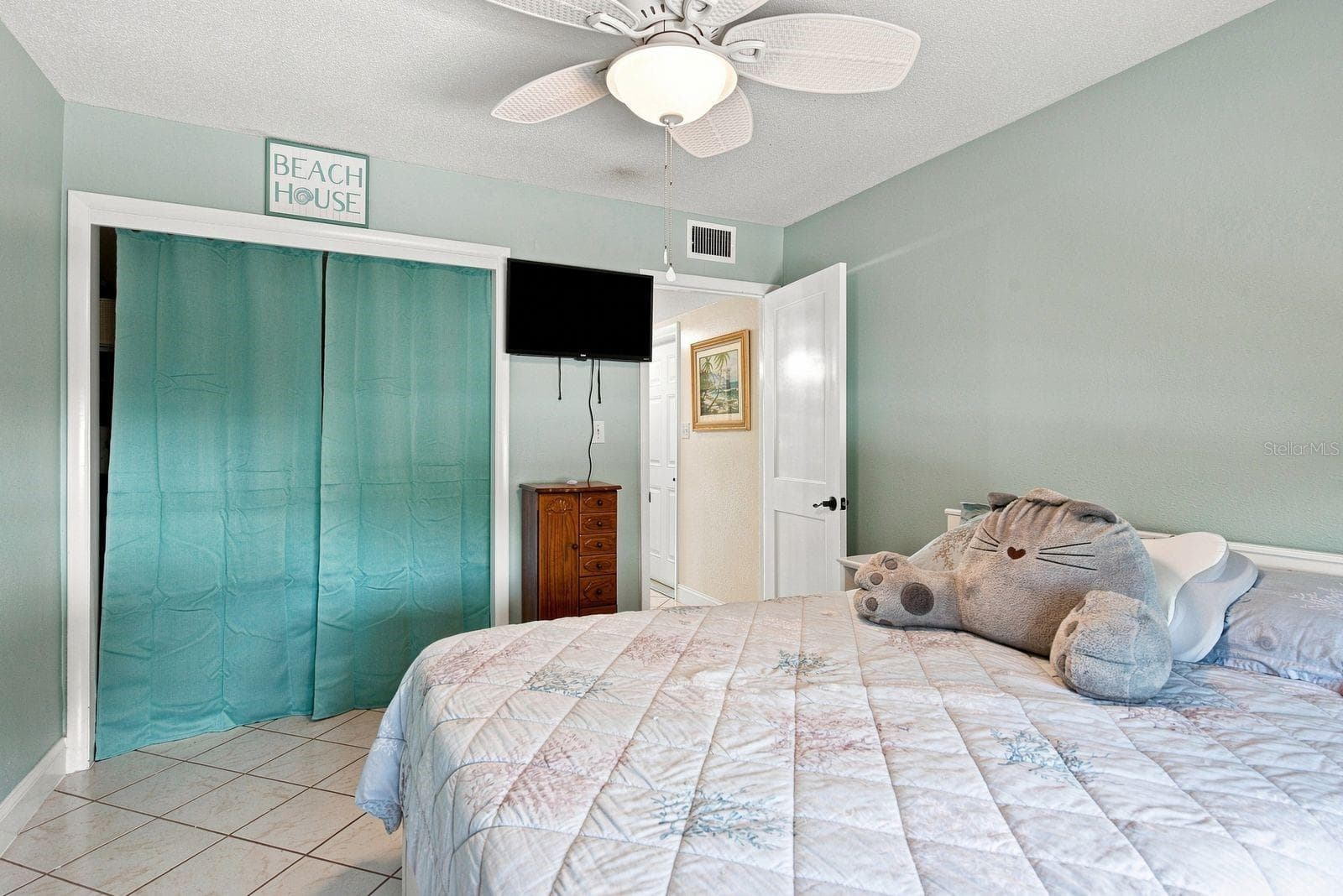 Condominium at 593 WESTWINDS DR #593, PALM HARBOR, photo 13 of 39