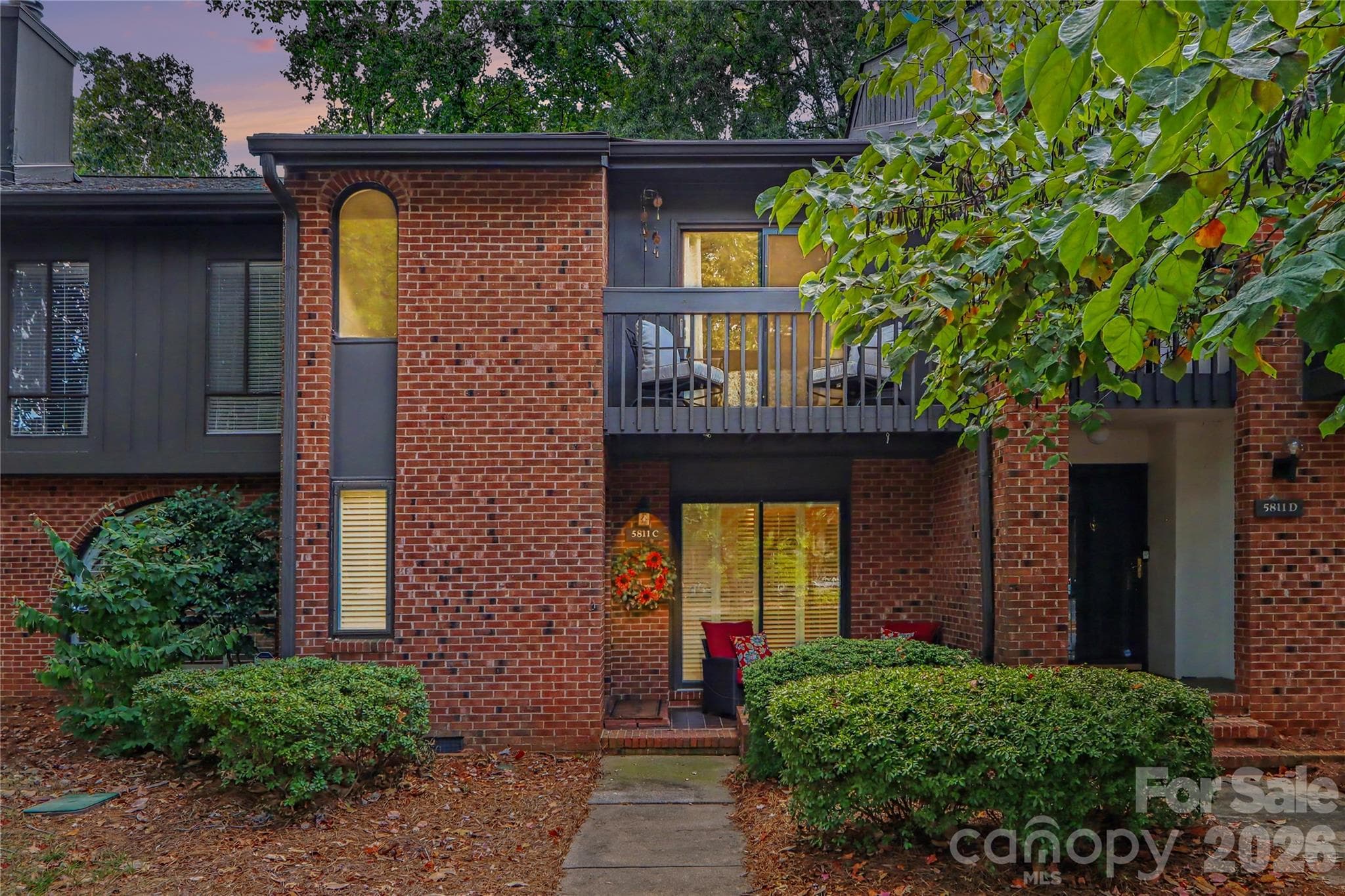 5811 Sharon Road