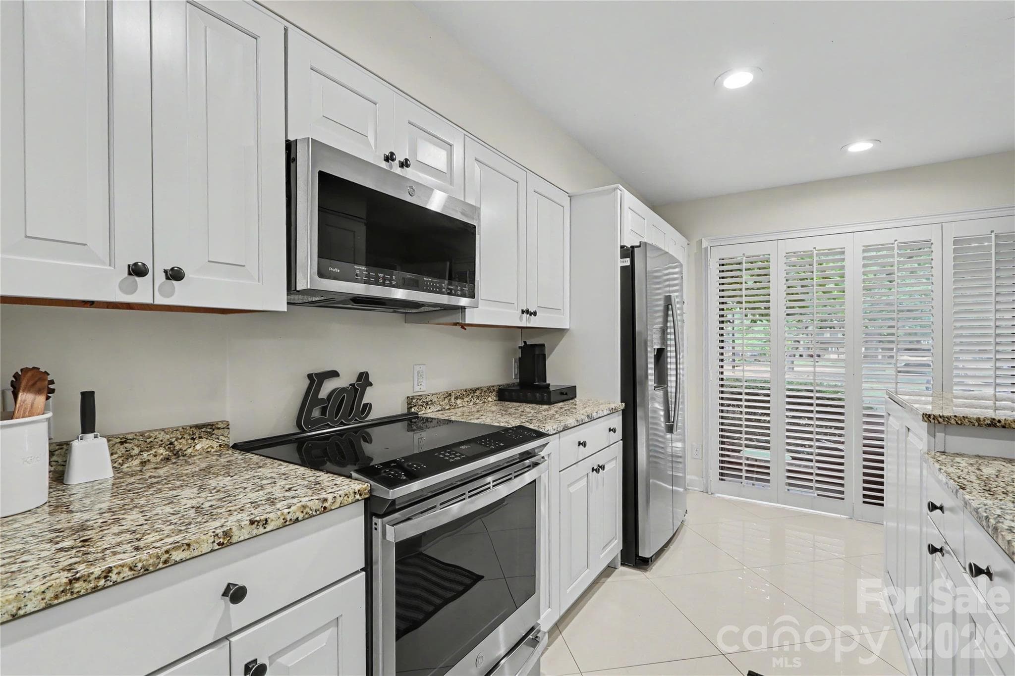 Kitchen - 5811 Sharon Road, Charlotte