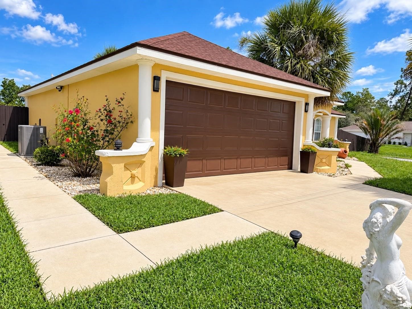 Single Family Residence at 17045 SW 41ST AVENUE RD, OCALA, photo 5 of 28