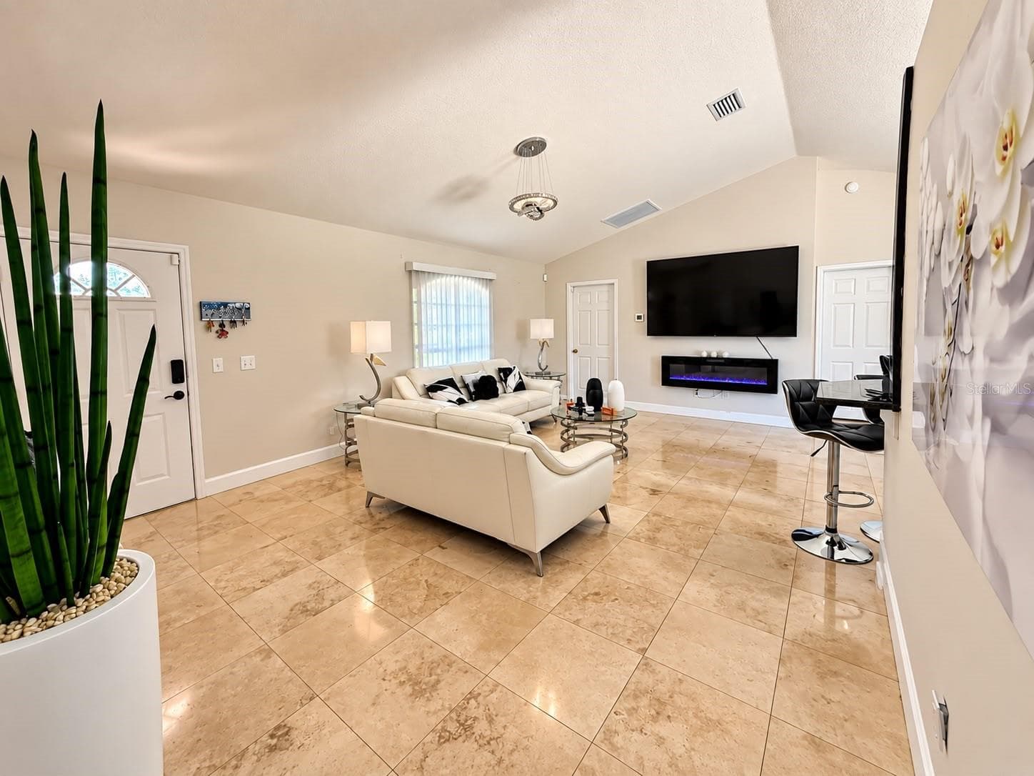 Single Family Residence at 17045 SW 41ST AVENUE RD, OCALA, photo 6 of 28