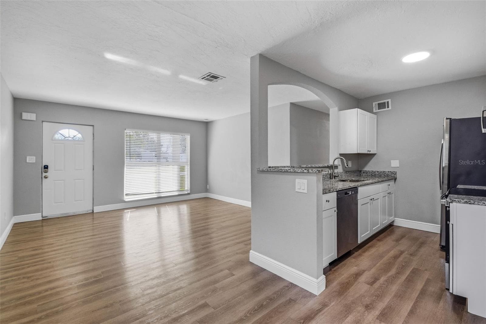 Single Family Residence at 4359 NEPTUNE DR SE, ST PETERSBURG, photo 15 of 49