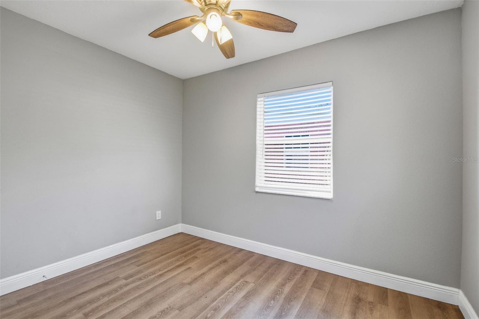 Single Family Residence at 4359 NEPTUNE DR SE, ST PETERSBURG, photo 25 of 49