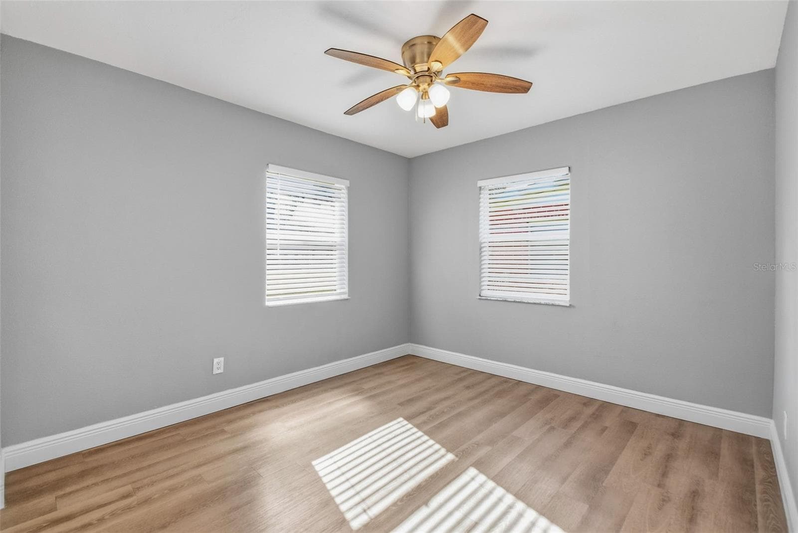 Single Family Residence at 4359 NEPTUNE DR SE, ST PETERSBURG, photo 28 of 49