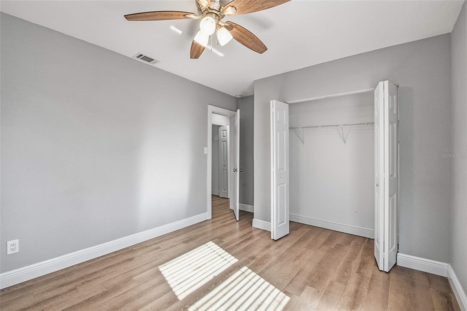 Single Family Residence at 4359 NEPTUNE DR SE, ST PETERSBURG, photo 31 of 49