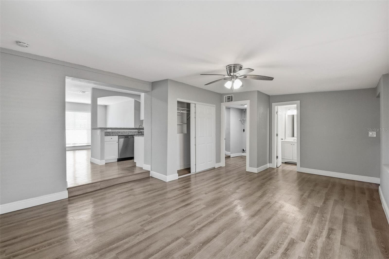 Single Family Residence at 4359 NEPTUNE DR SE, ST PETERSBURG, photo 36 of 49