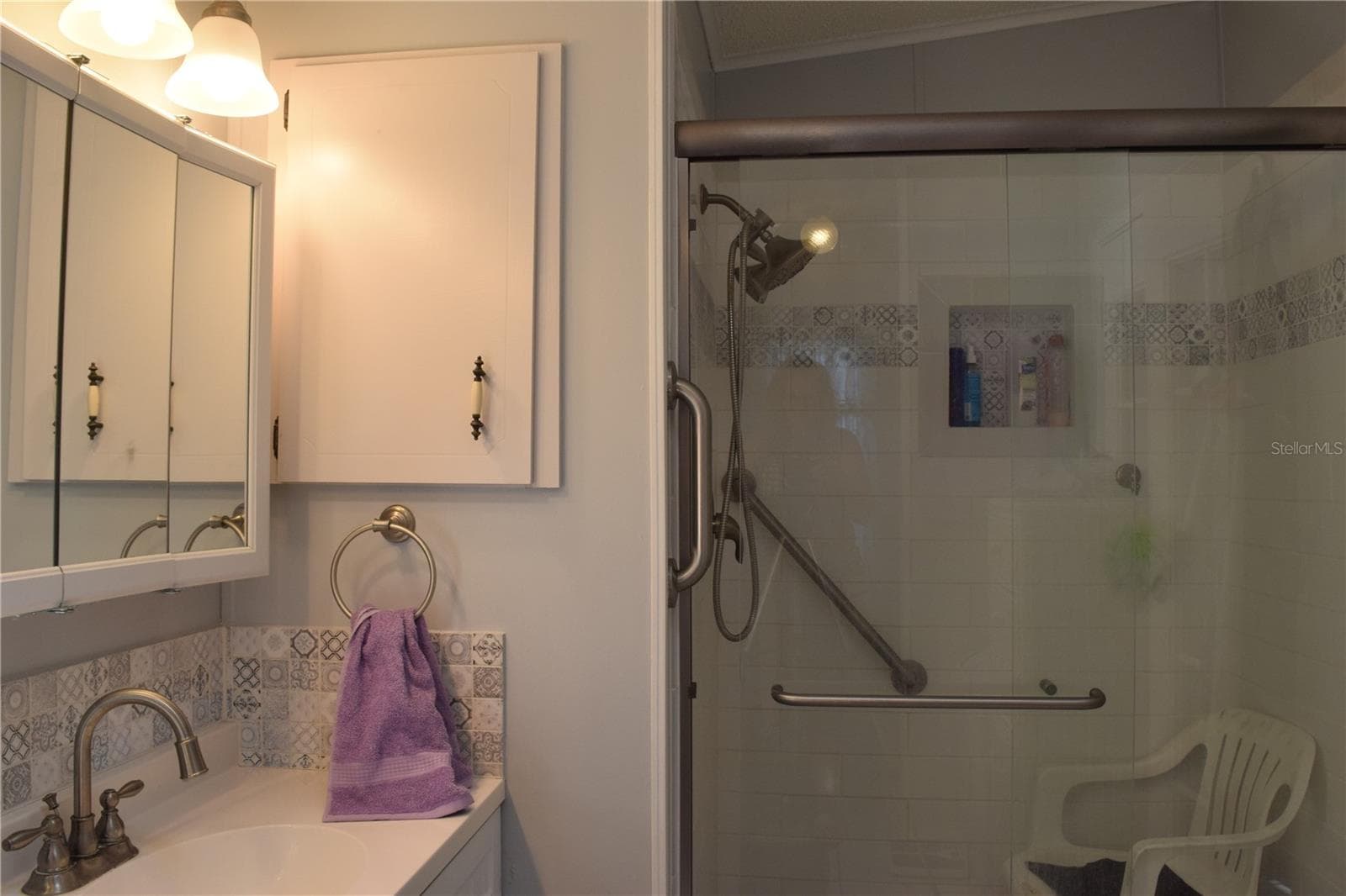 Manufactured Home at 37530 POCO AVE, ZEPHYRHILLS, photo 10 of 40