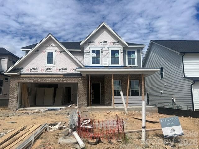 ELM 10 Exterior - Matthews