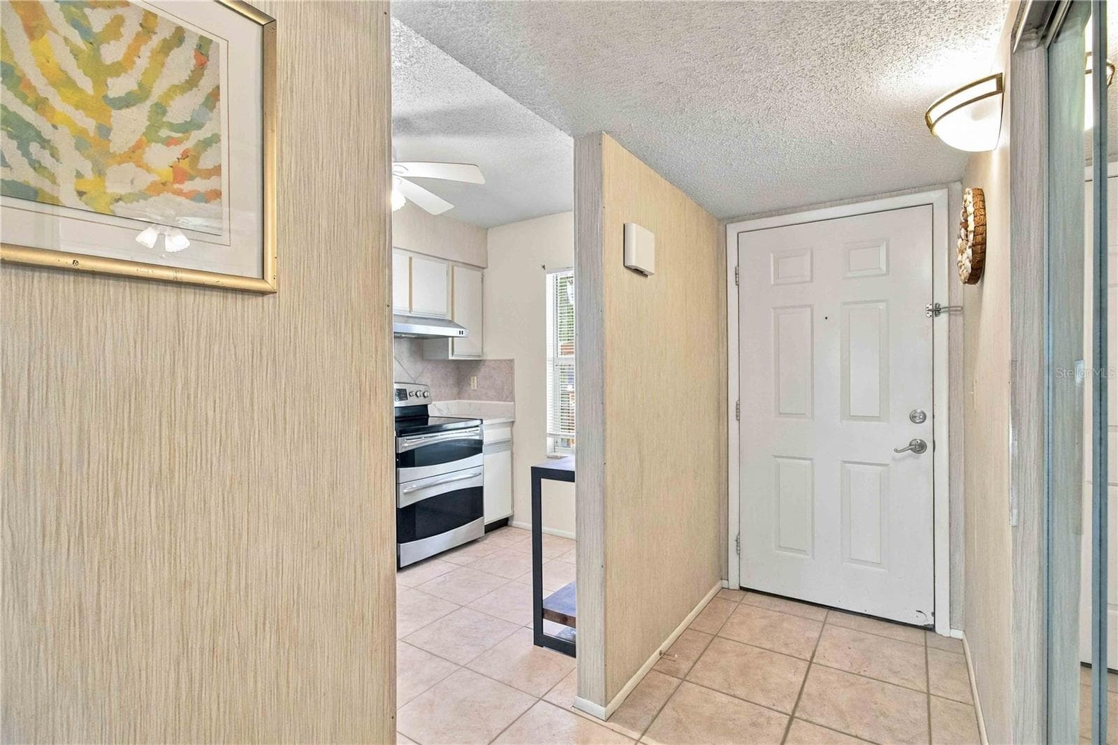 Entryway - 7294 CLOISTER DR #23, SARASOTA