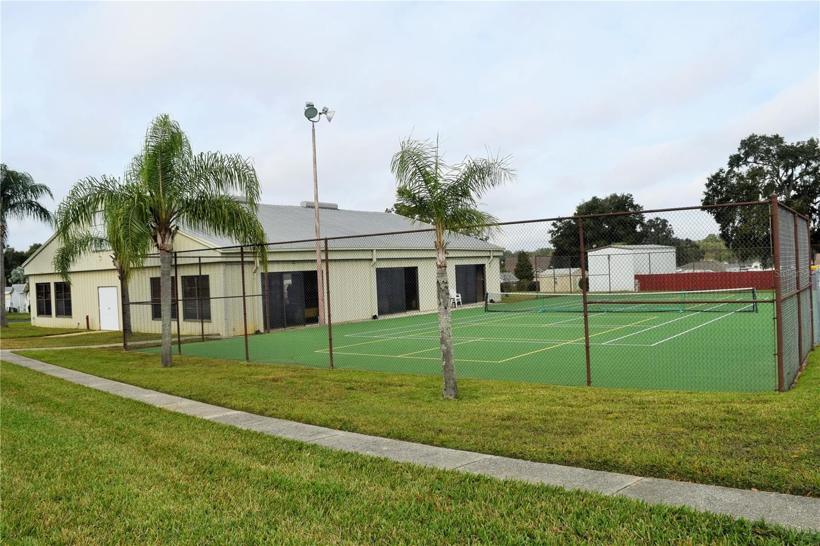 Manufactured Home at 37530 POCO AVE, ZEPHYRHILLS, photo 33 of 40