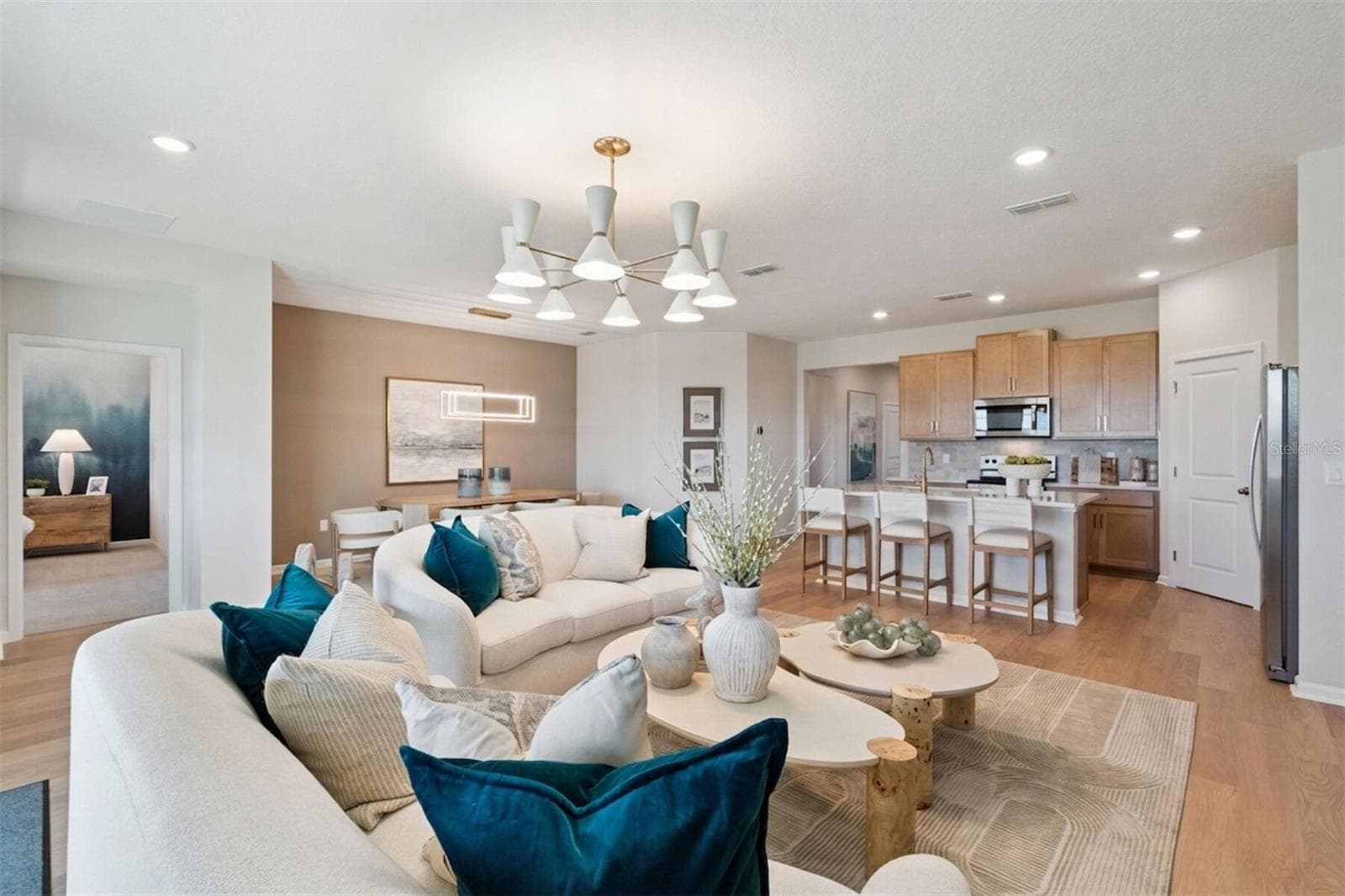 Lakeside at Satilla Talbot Model Great Room - 5090 SALADO DR, ST CLOUD