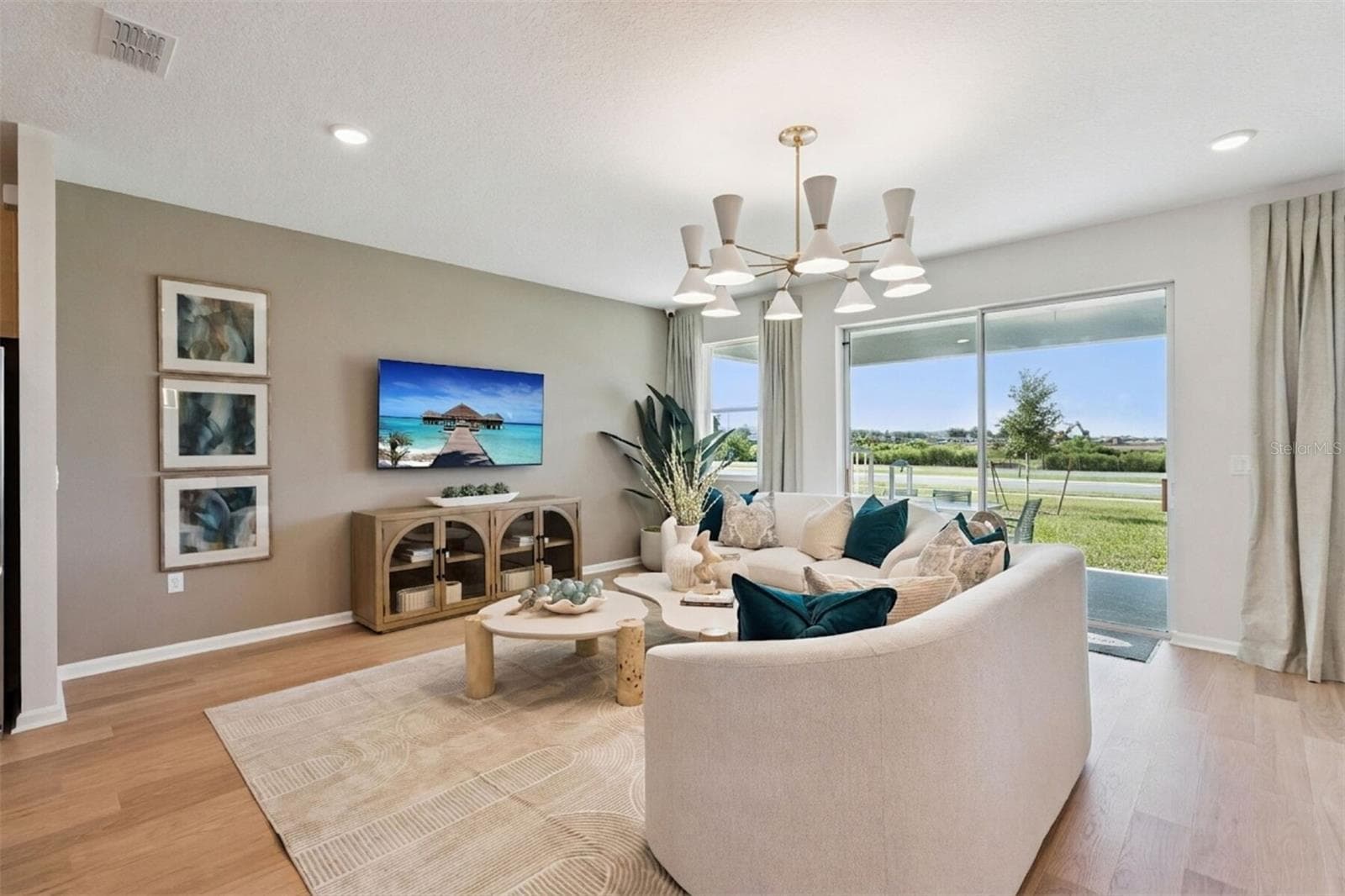 Lakeside at Satilla Talbot Model Great Room - 5090 SALADO DR, ST CLOUD
