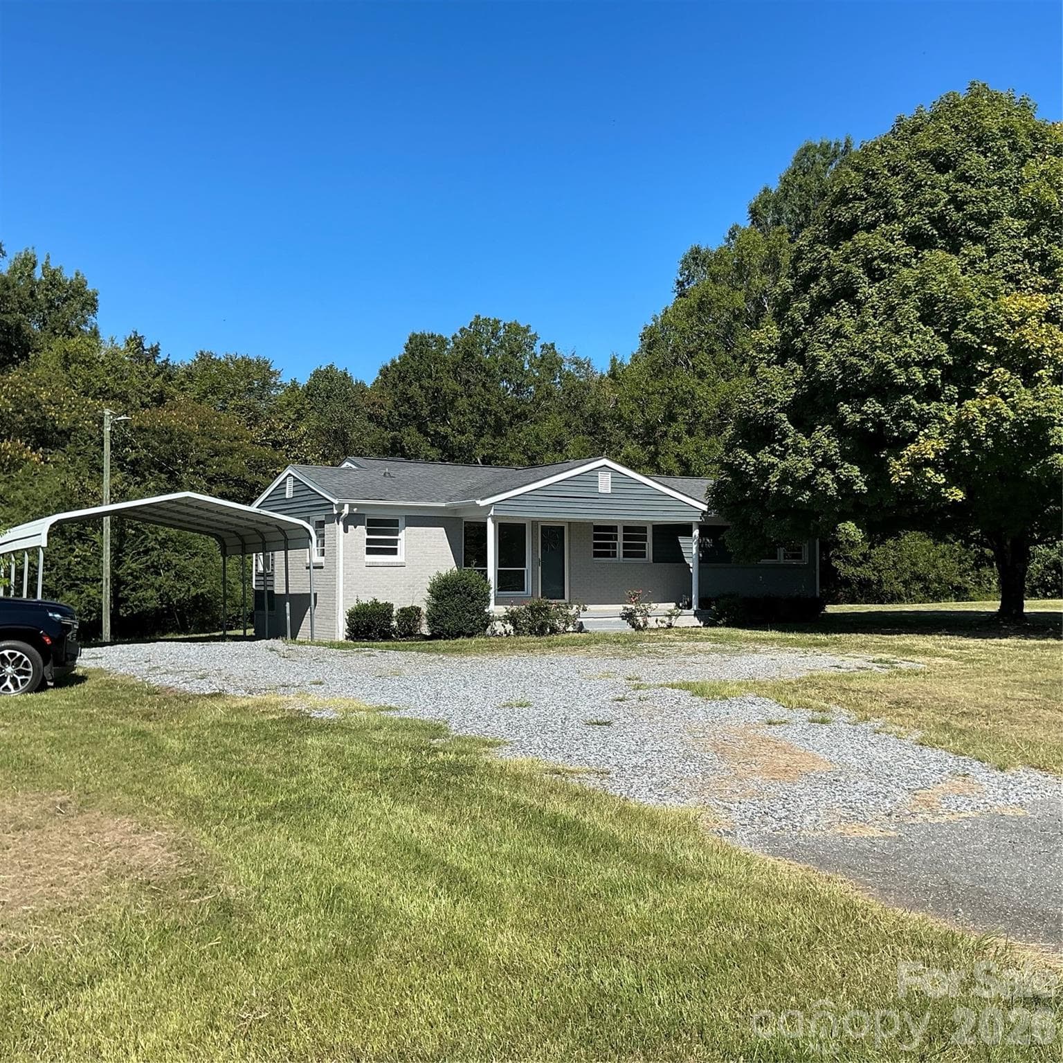 Single Family Residence at 3039 Hands Mill Highway, York, photo 2 of 21
