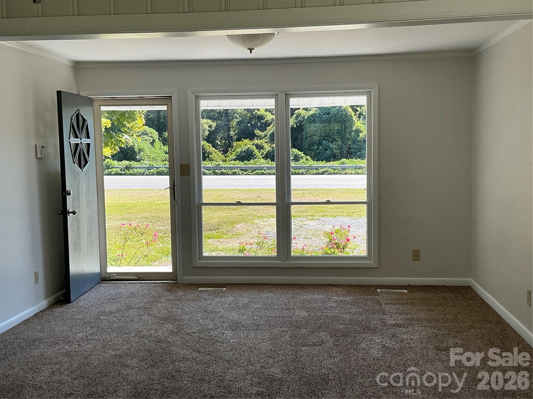 Single Family Residence at 3039 Hands Mill Highway, York, photo 9 of 21