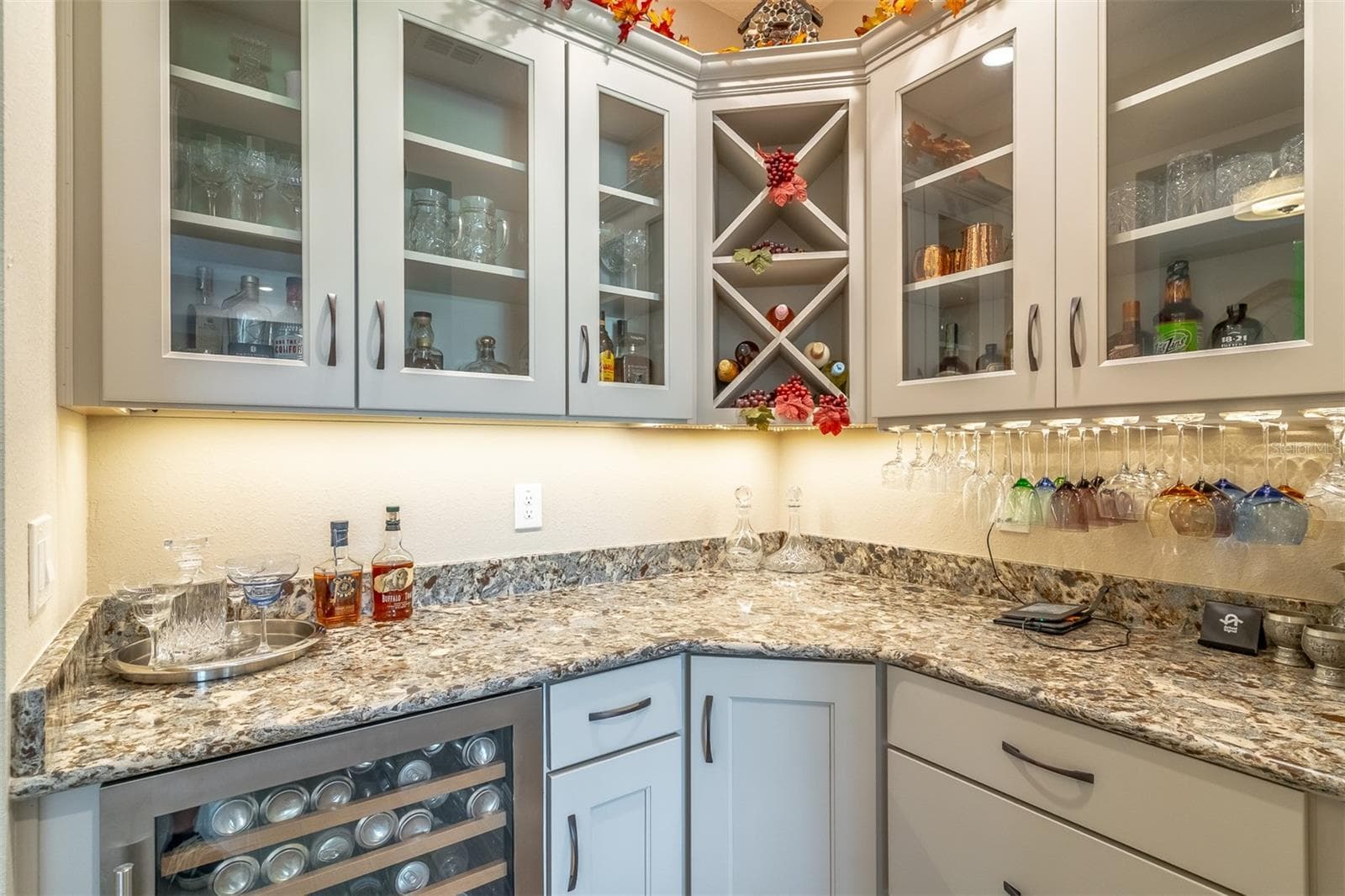 Beverage Center - 8149 SW 96TH TERRACE RD, OCALA