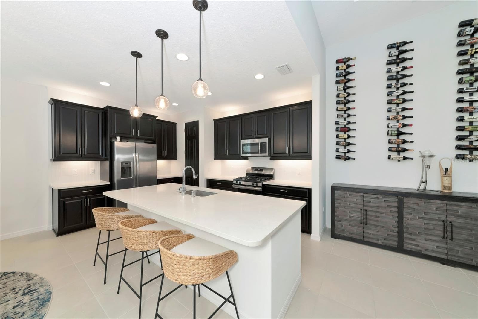 Single Family Residence at 12105 GOLDENROD AVE, BRADENTON, photo 14 of 62