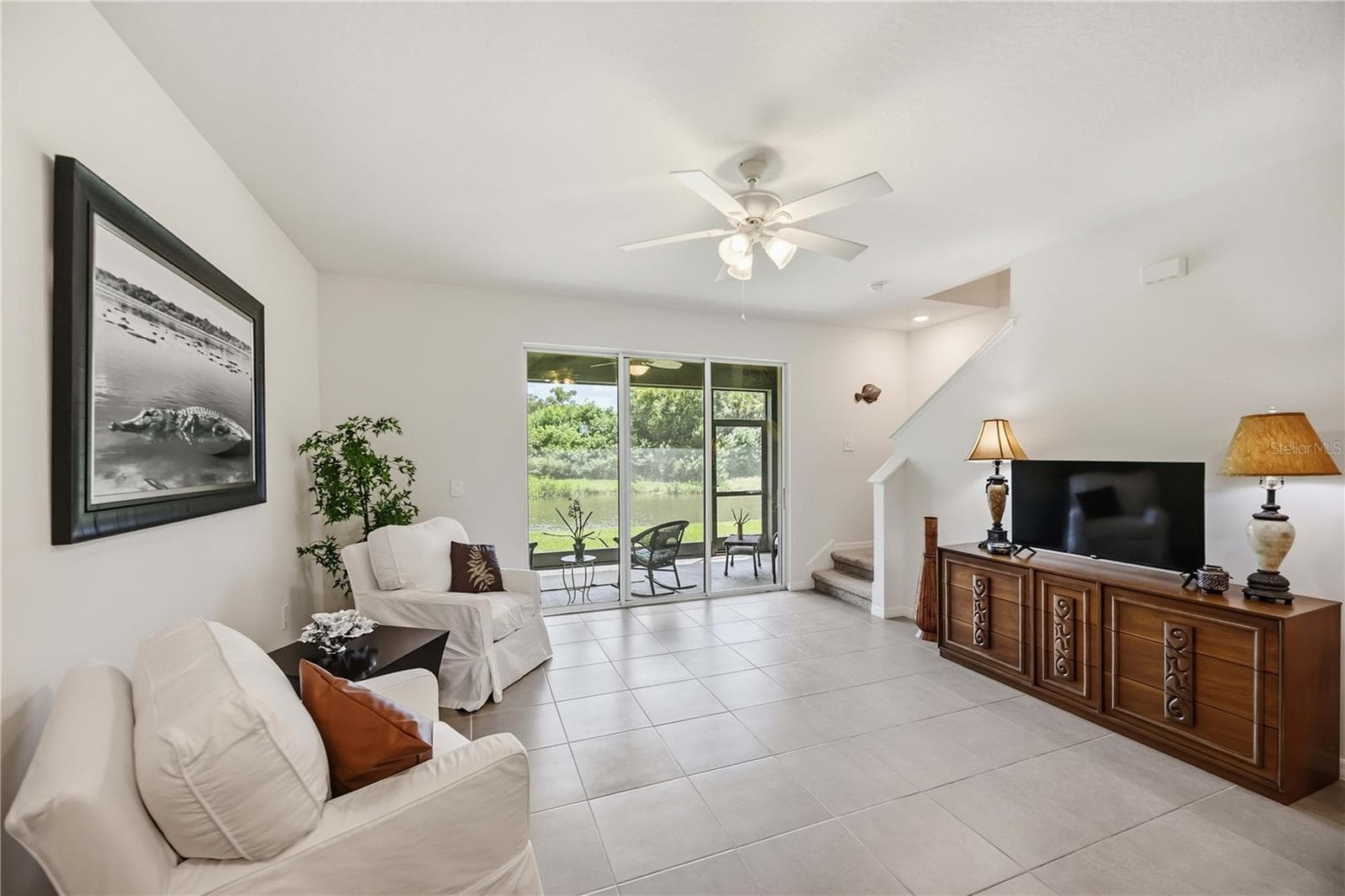 Townhouse at 8652 MILESTONE DR, SARASOTA, photo 6 of 34