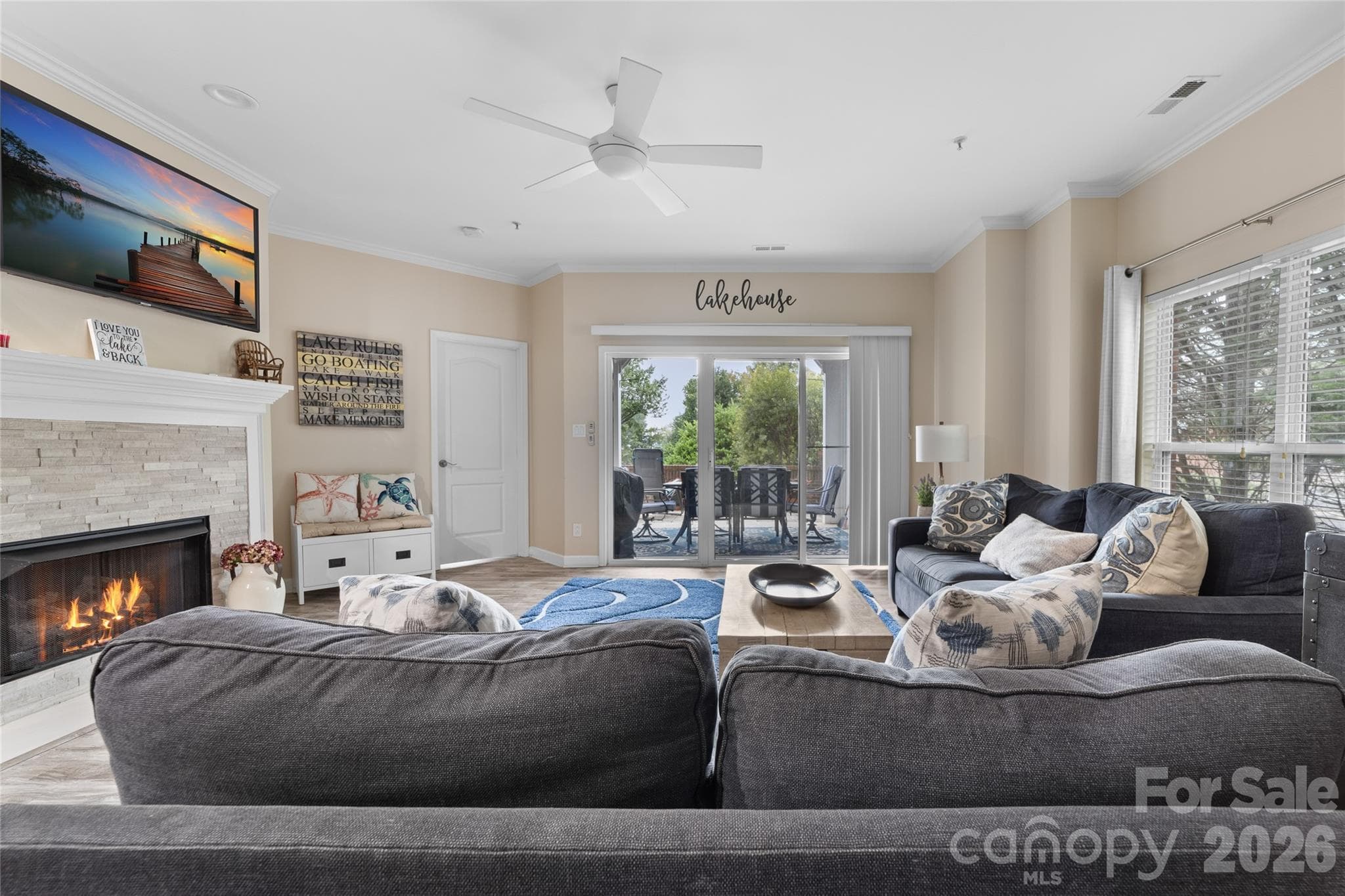 Condominium at 18619 Harborside Drive, Cornelius, photo 16 of 42