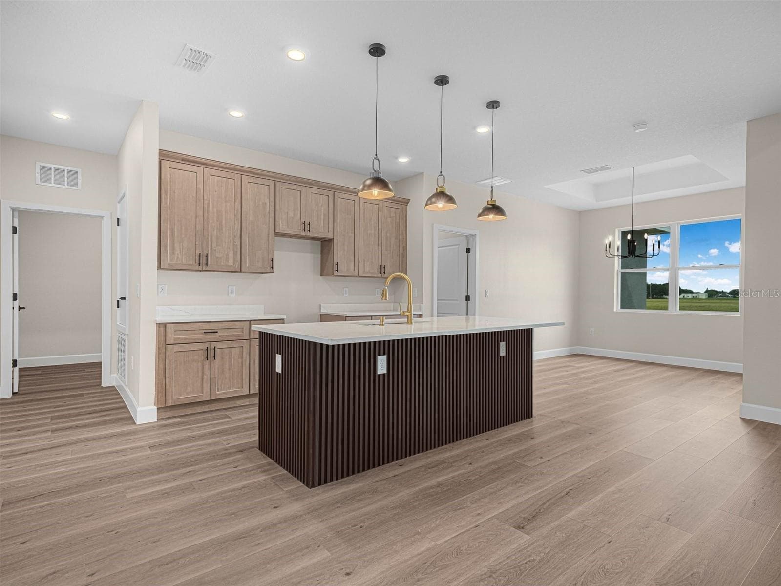 Kitchen and Dining - 325 COSTA BRAVO DR, SEBRING