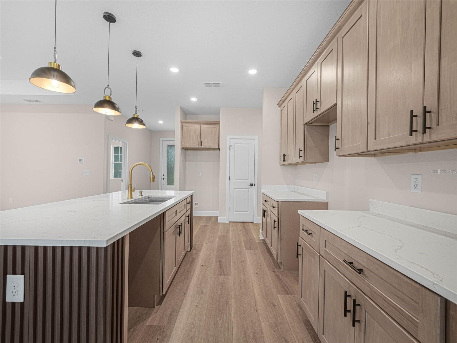Kitchen 1 - 325 COSTA BRAVO DR, SEBRING