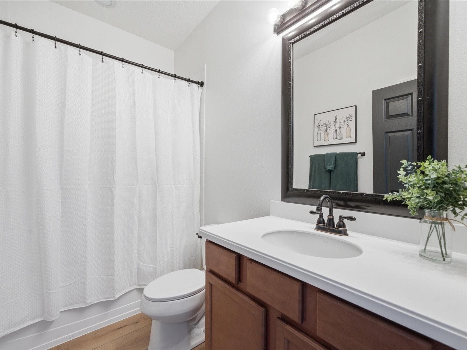 Single Family Residence at 17735 BRIGHT WHEAT DR, LITHIA, photo 31 of 49