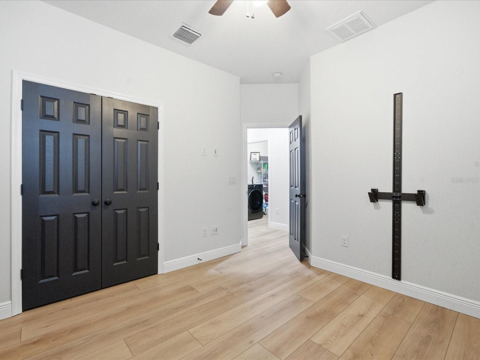 Single Family Residence at 17735 BRIGHT WHEAT DR, LITHIA, photo 35 of 49