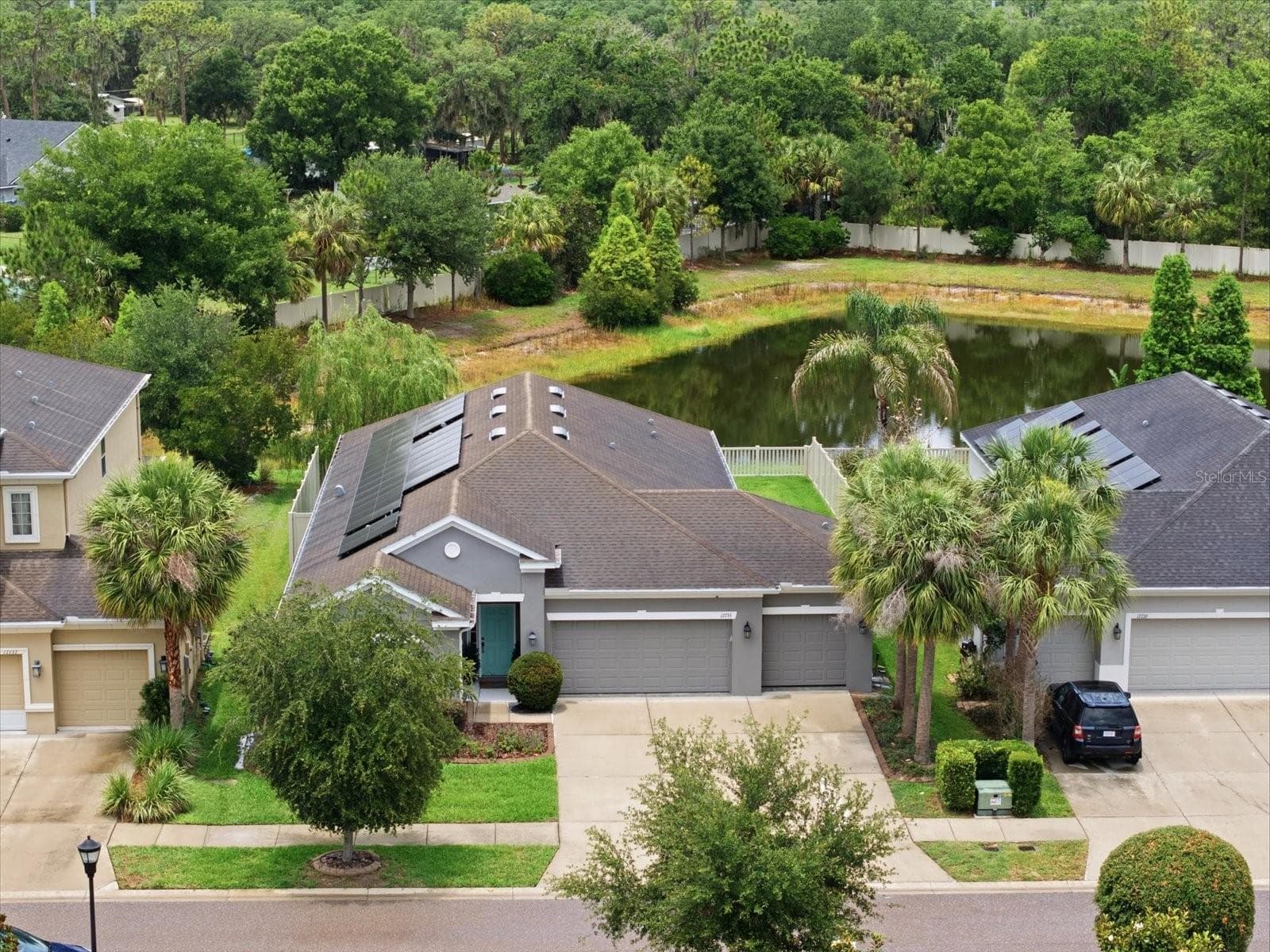 Single Family Residence at 17735 BRIGHT WHEAT DR, LITHIA, photo 42 of 49