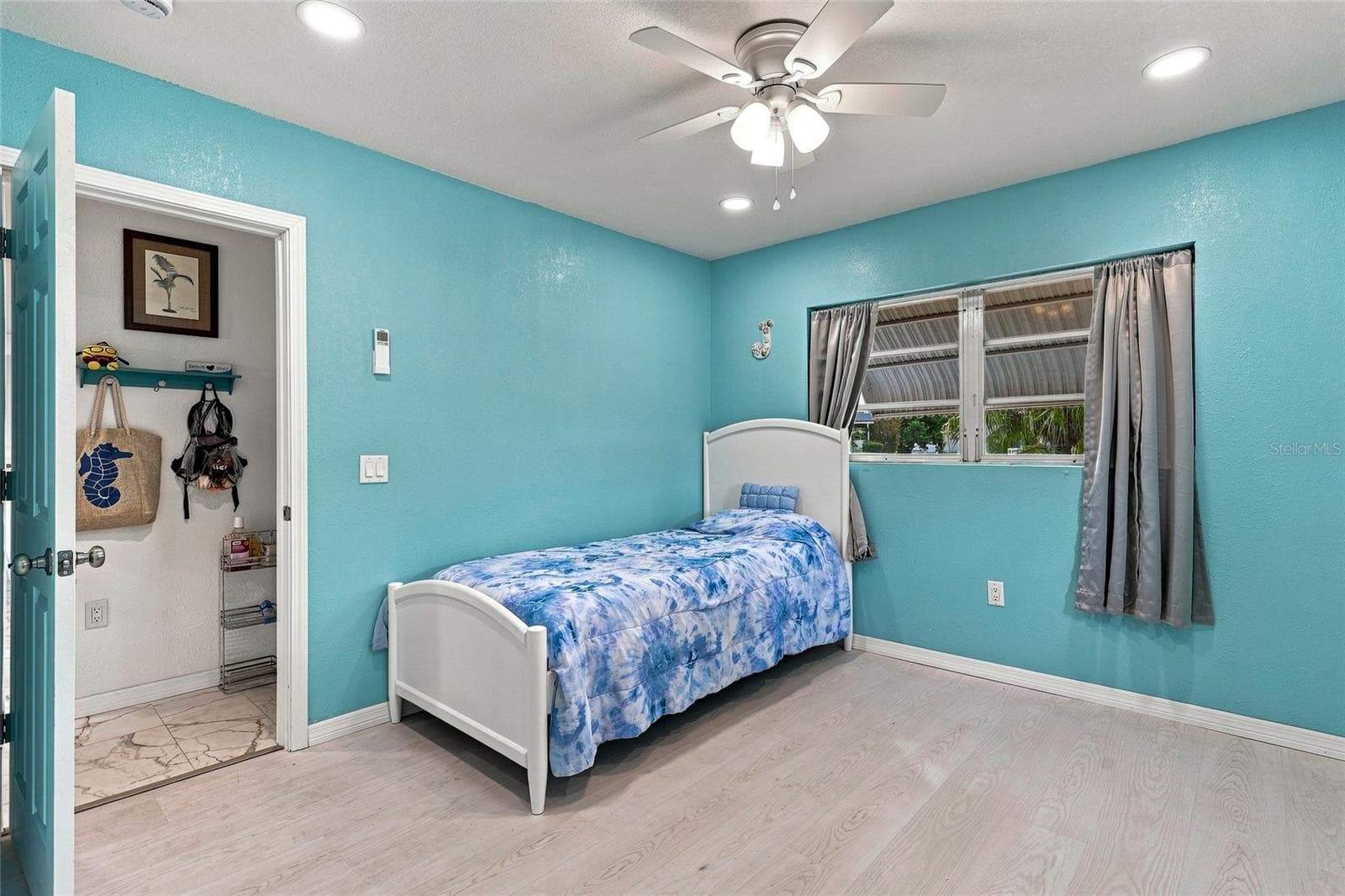 Single Family Residence at 22018 CATHERINE AVE, PORT CHARLOTTE, photo 32 of 39