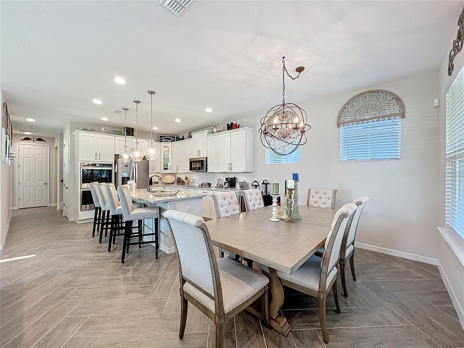 Single Family Residence at 16614 WINGSPREAD LOOP, WINTER GARDEN, photo 6 of 77