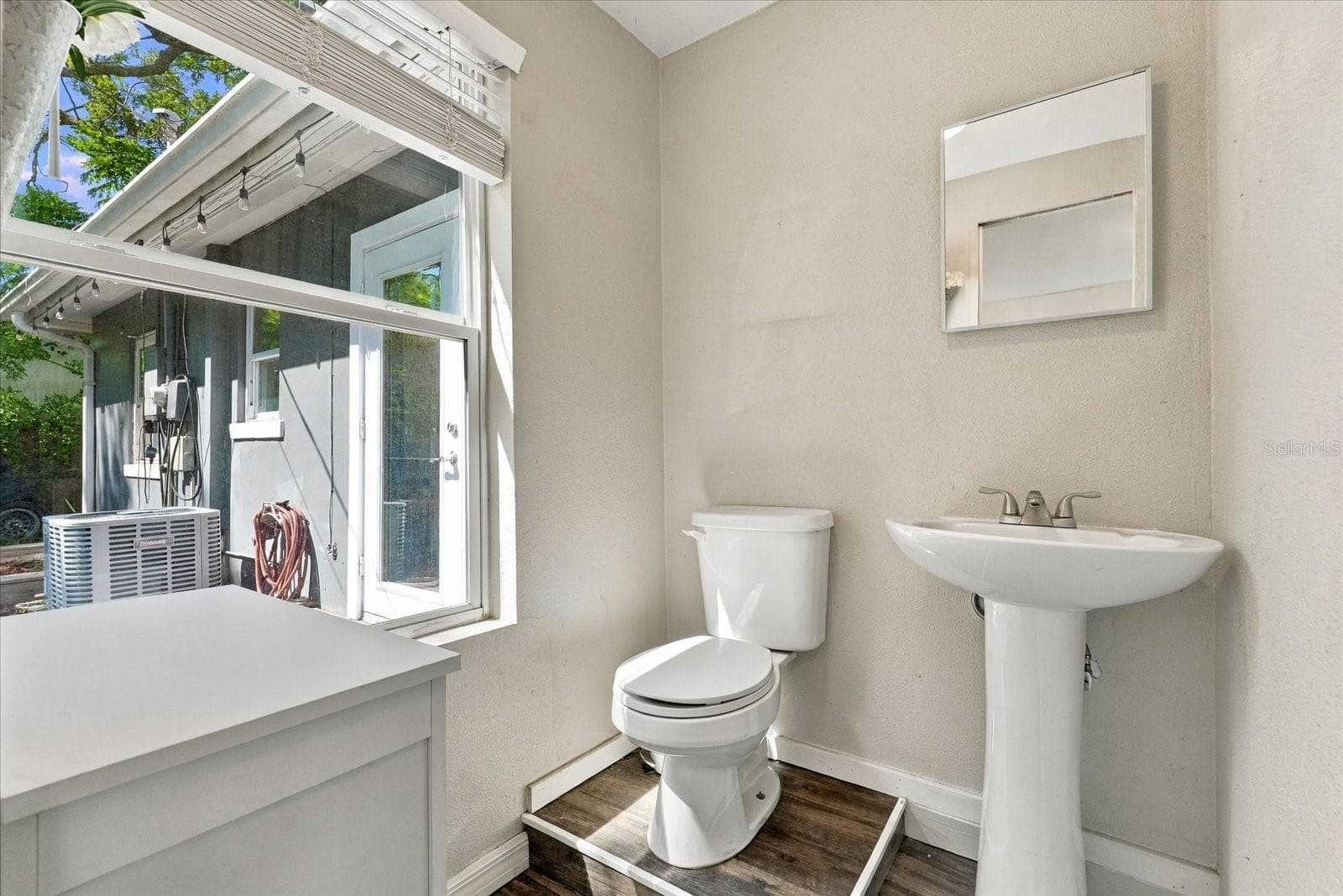Half bath in 3rd bedroom - 2225 CAPRI DR, CLEARWATER