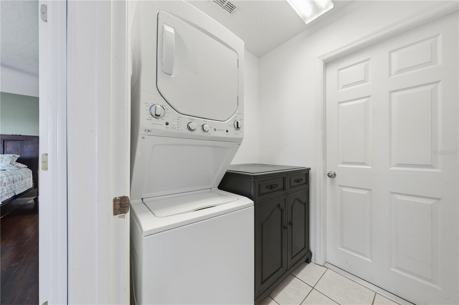 Laundry room leads to the garage - 1827 LAKE VILLA DR, TAVARES