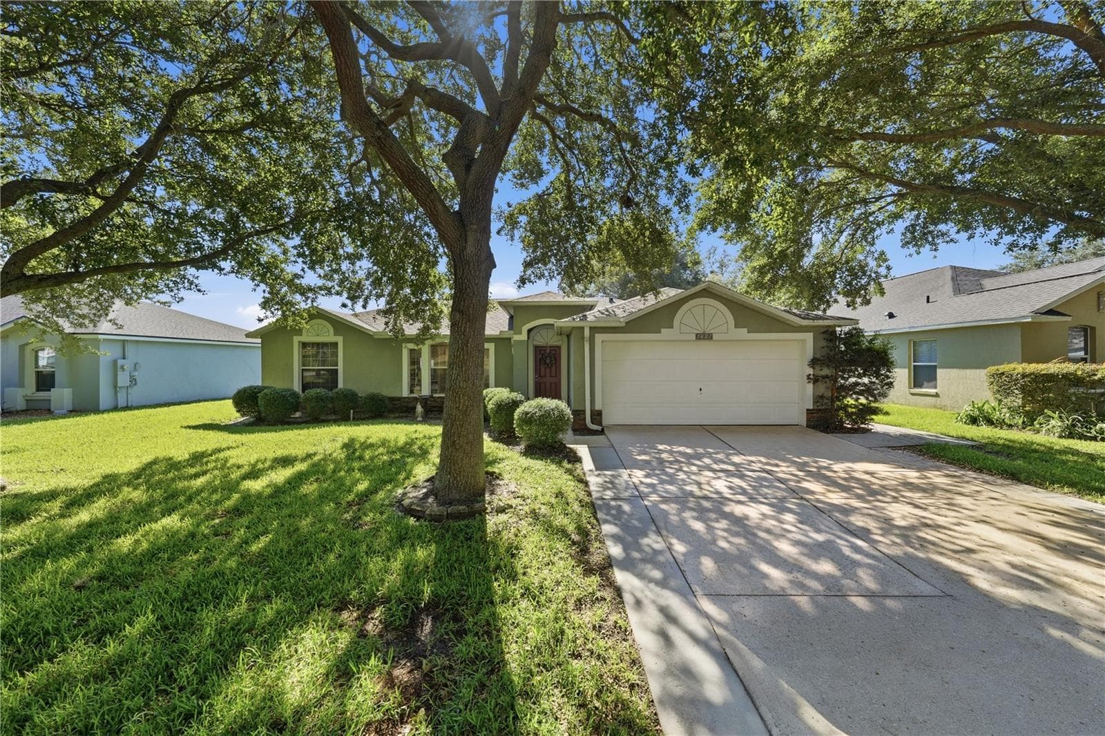 Single Family Residence at 1827 LAKE VILLA DR, TAVARES, photo 31 of 53