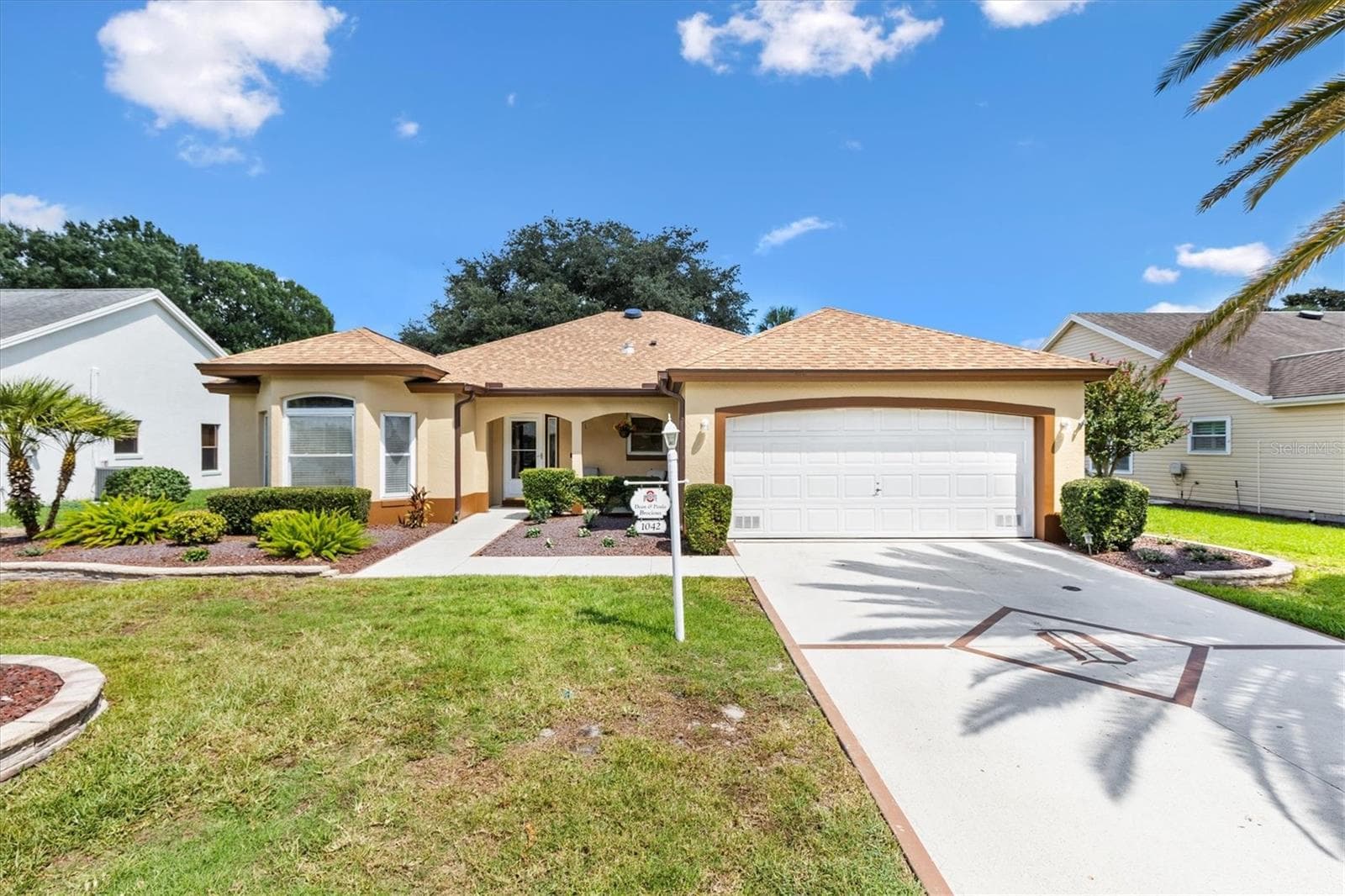 Single Family Residence at 1042 SOLEDAD WAY, THE VILLAGES, photo 7 of 43