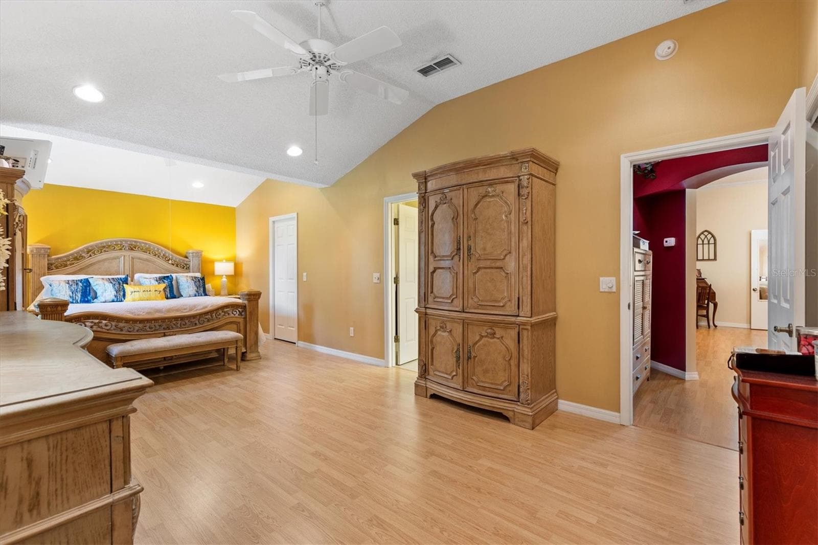 Single Family Residence at 1042 SOLEDAD WAY, THE VILLAGES, photo 23 of 43