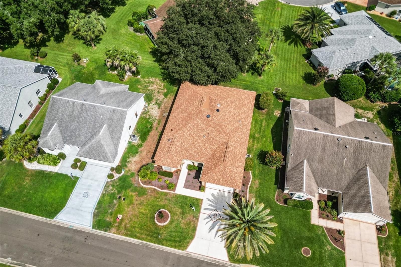 Single Family Residence at 1042 SOLEDAD WAY, THE VILLAGES, photo 38 of 43